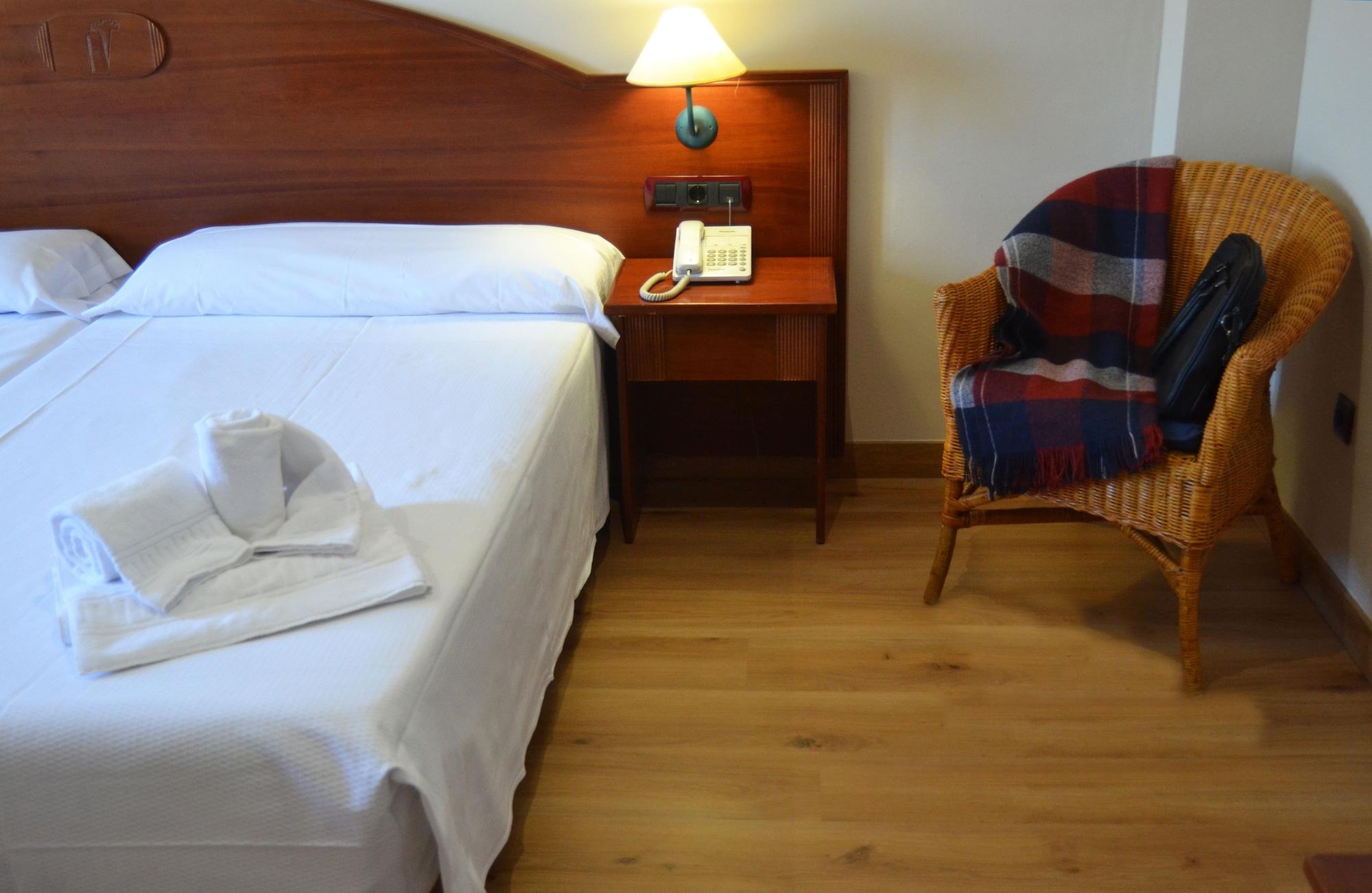 Hotel Reyes Ziries Albolote Εξωτερικό φωτογραφία
