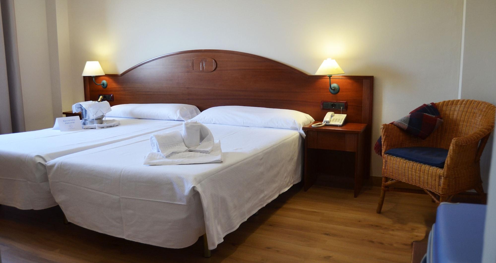 Hotel Reyes Ziries Albolote Εξωτερικό φωτογραφία