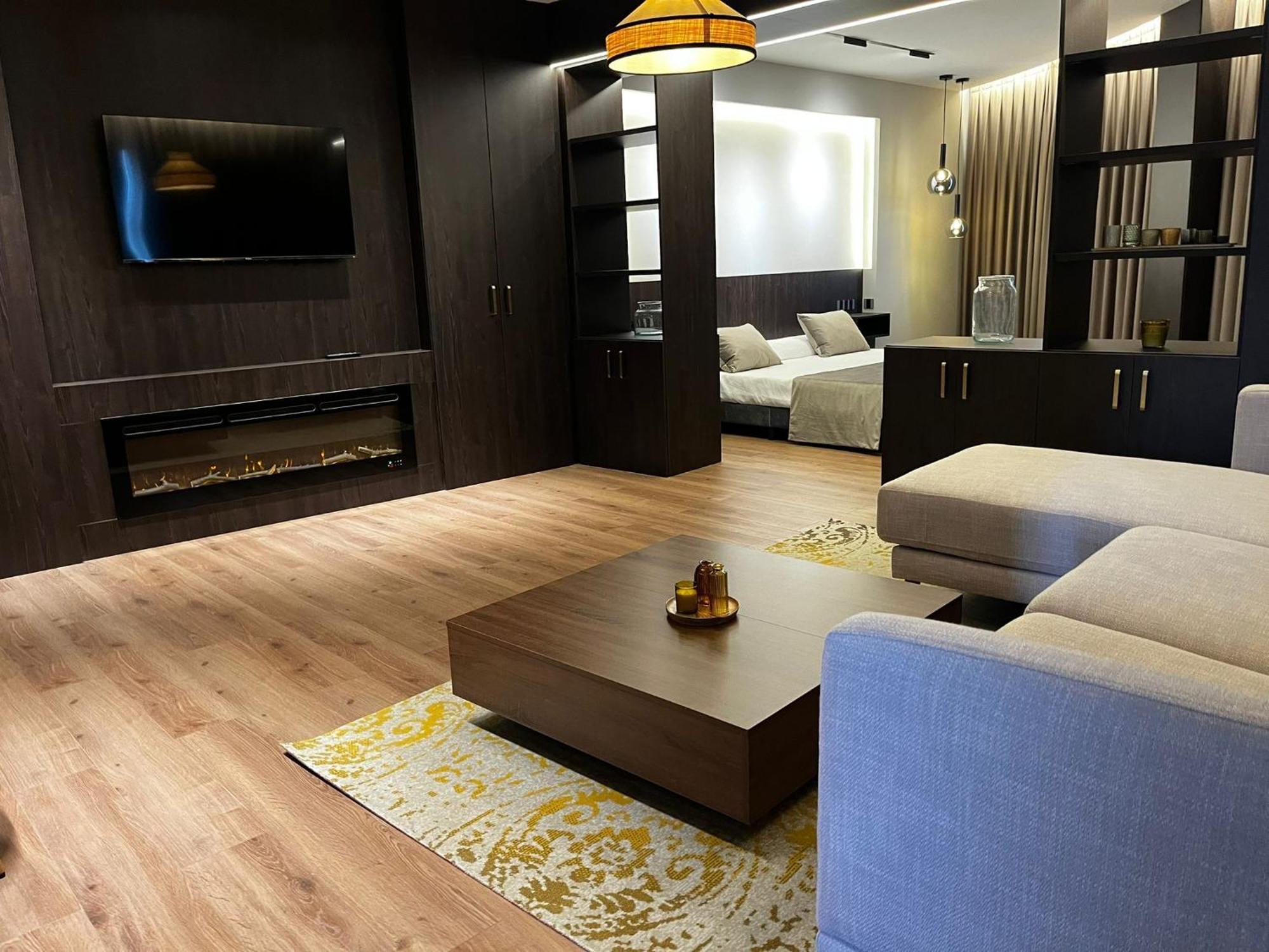 Hotel Reyes Ziries Albolote Εξωτερικό φωτογραφία