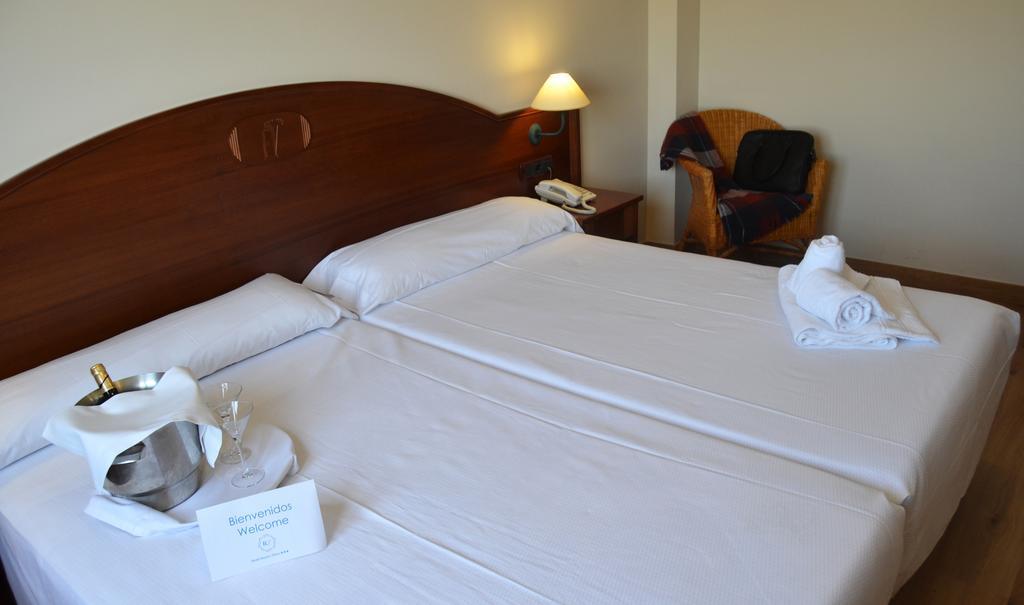 Hotel Reyes Ziries Albolote Εξωτερικό φωτογραφία