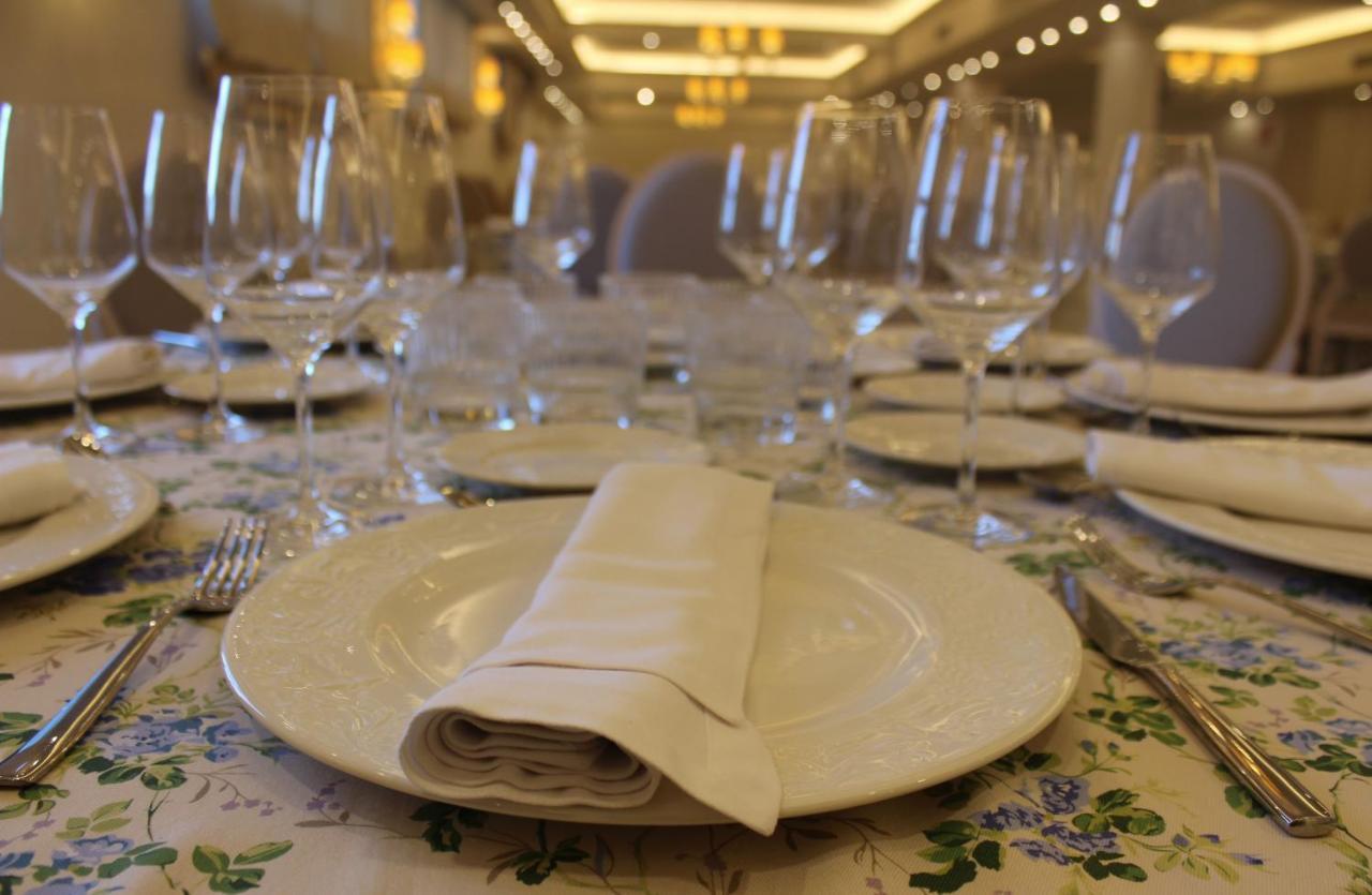 Hotel Reyes Ziries Albolote Εξωτερικό φωτογραφία
